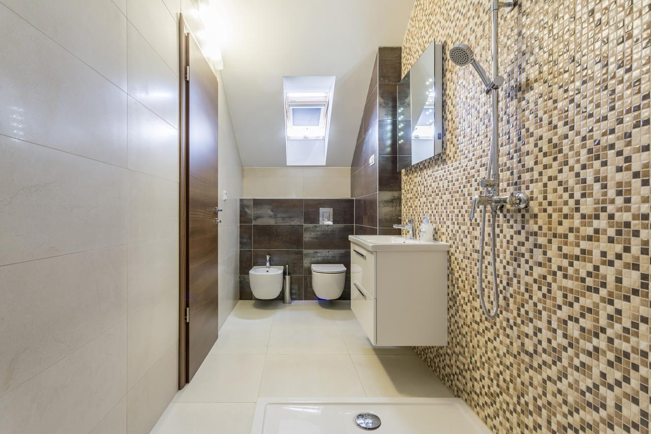 Luxury 3 Bed Apartment, Large Terrace, Pool, Close To Beach And Split! Podstrana Buitenkant foto